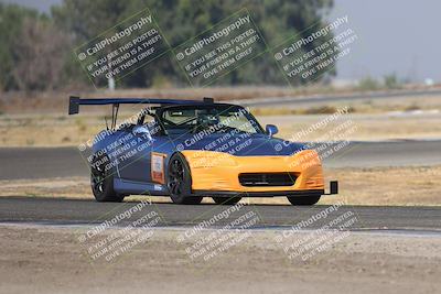 media/Sep-20-2025-Extreme Speed (Sat) [[1fcc23683c]]/Blue (Low Intermediate)/Session 1 (Sunset)/